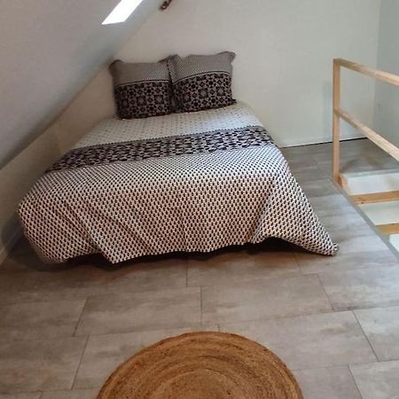 Appartement Hyper Centre Mayenne Eksteriør bilde
