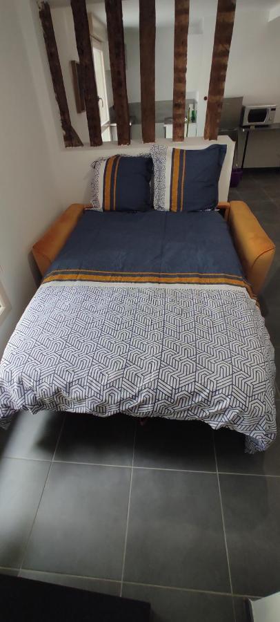 Appartement Hyper Centre Mayenne Eksteriør bilde