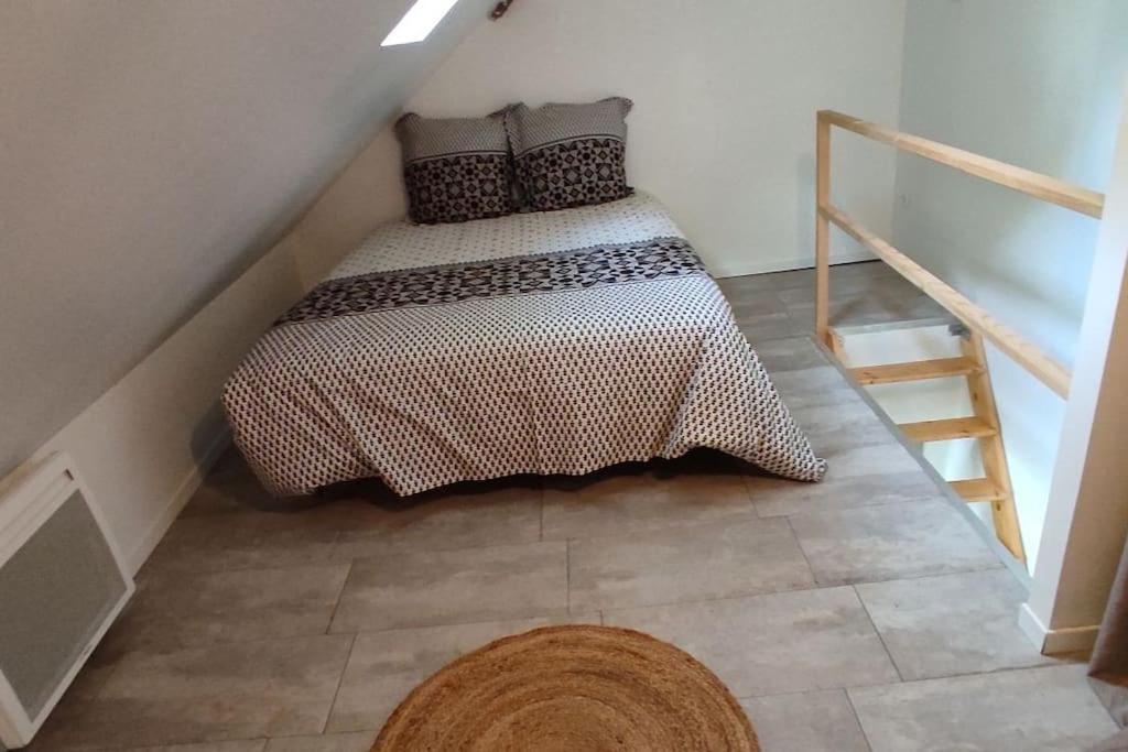 Appartement Hyper Centre Mayenne Eksteriør bilde